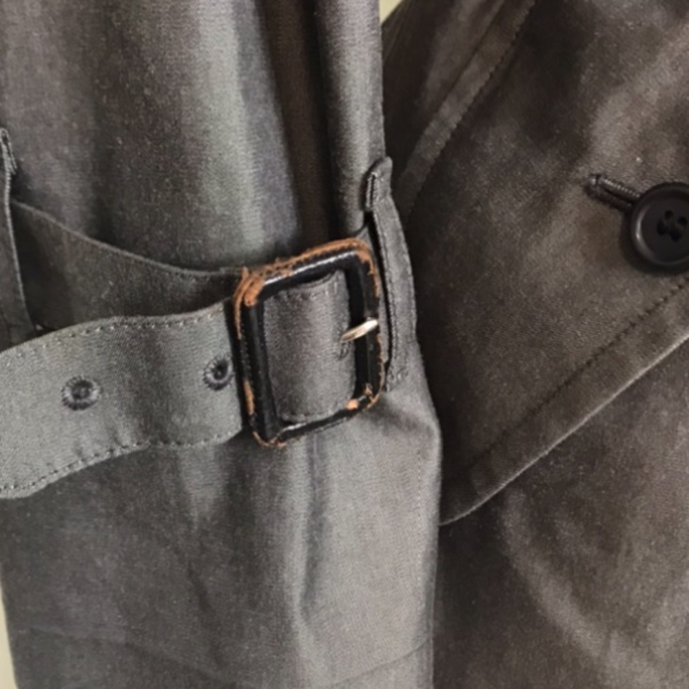 Burberry Double Breasted Grey Trench Coat 44Reg - Picture 7 of 8